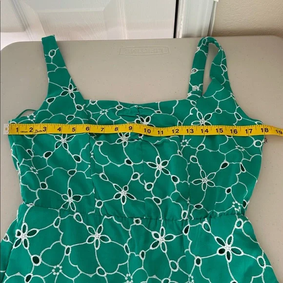 NWT Draper James Green Sundress with White Link-embroidery Size Medium - Picture 7 of 15